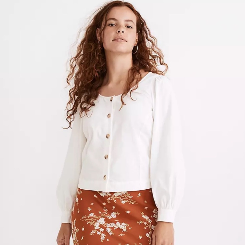 XS cream colored Madewell corduroy shirred sleeve button front top